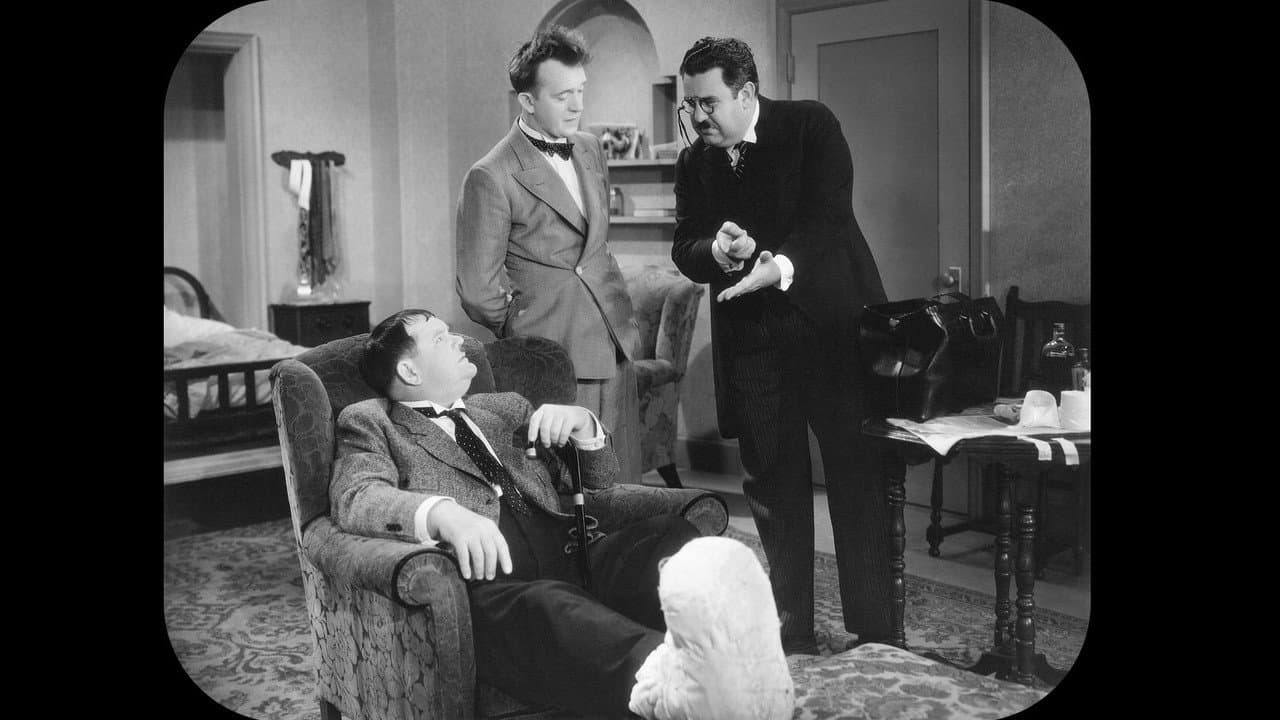 Thar Thar (1934) - Charley Rogers Film News still 5