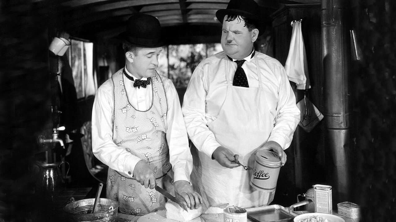Thar Thar (1934) - Charley Rogers Film News still 4