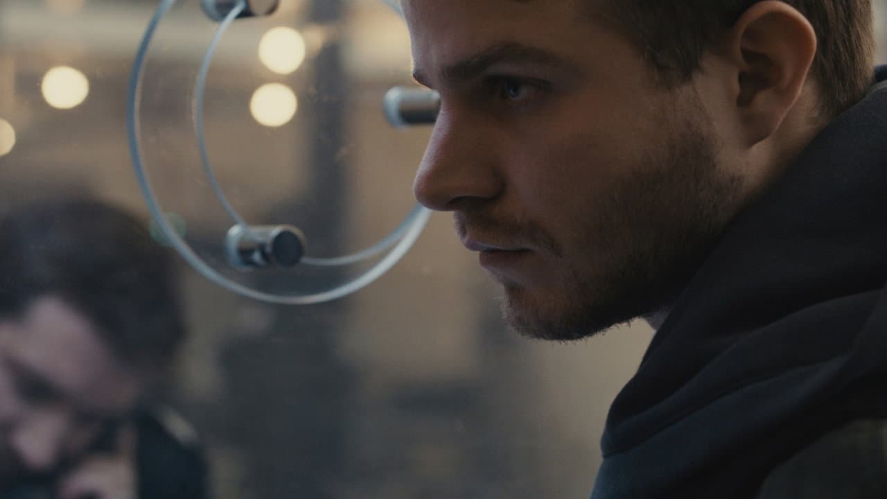 Simon Killer still 6