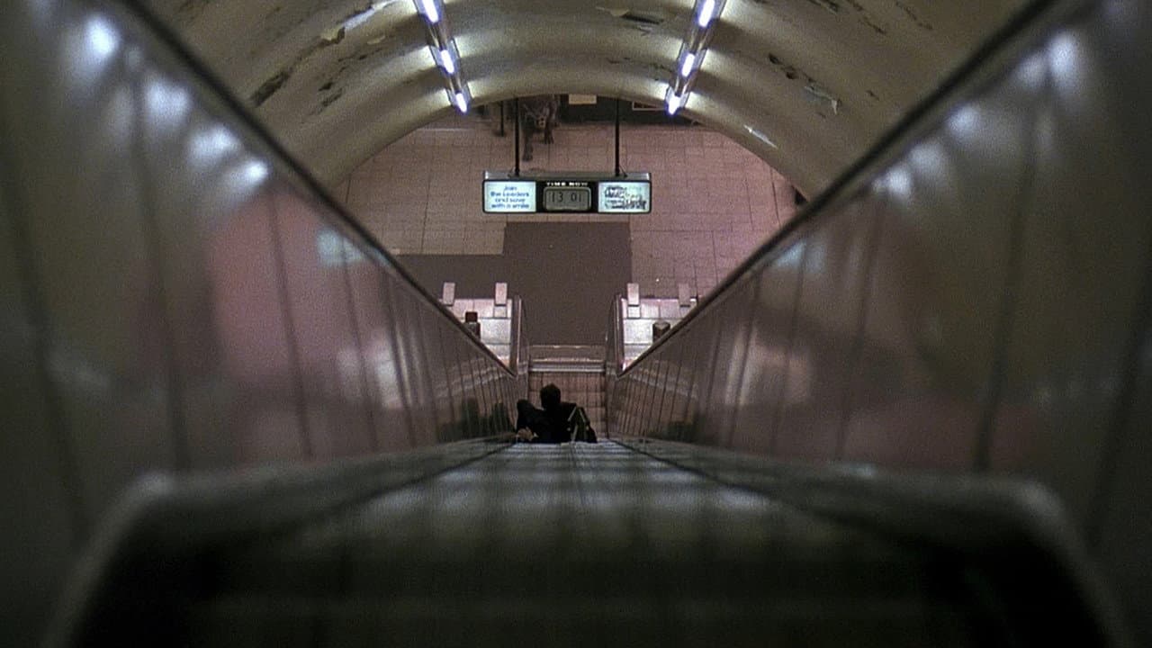 An American Werewolf in London still 5