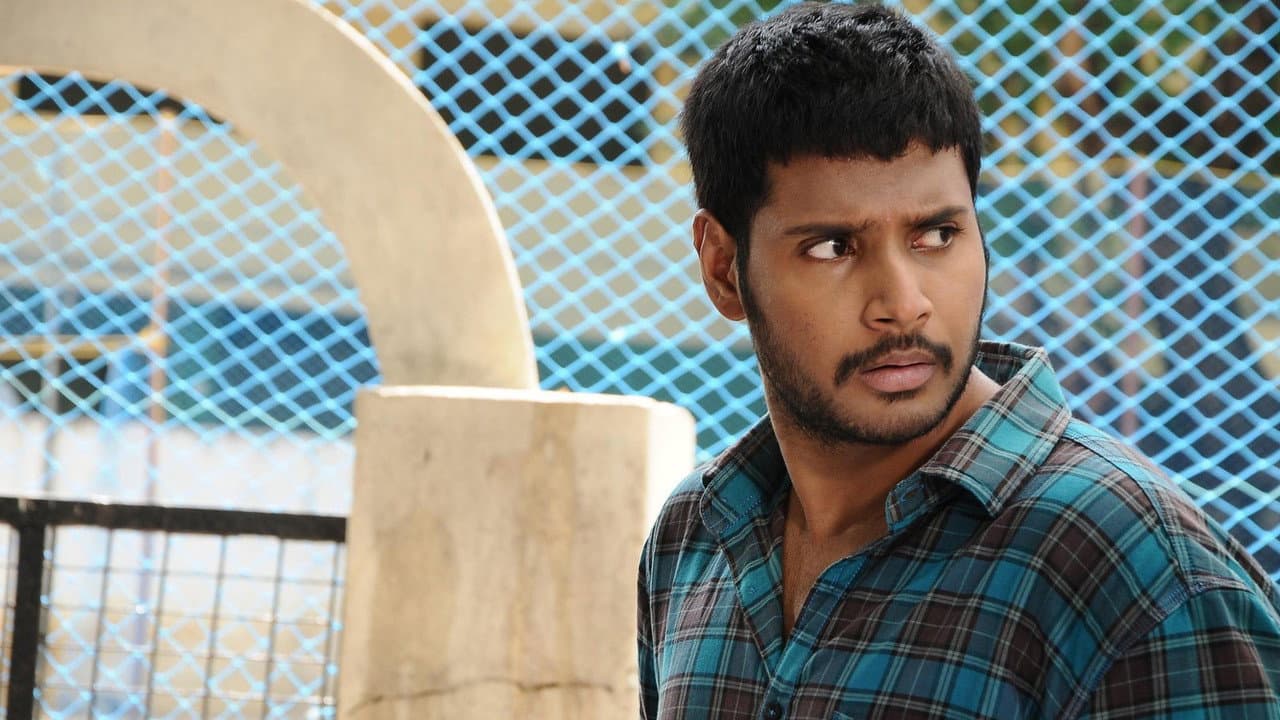 Maanagaram still 6