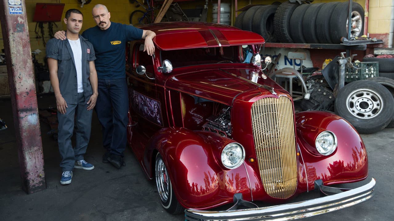 Lowriders still 6