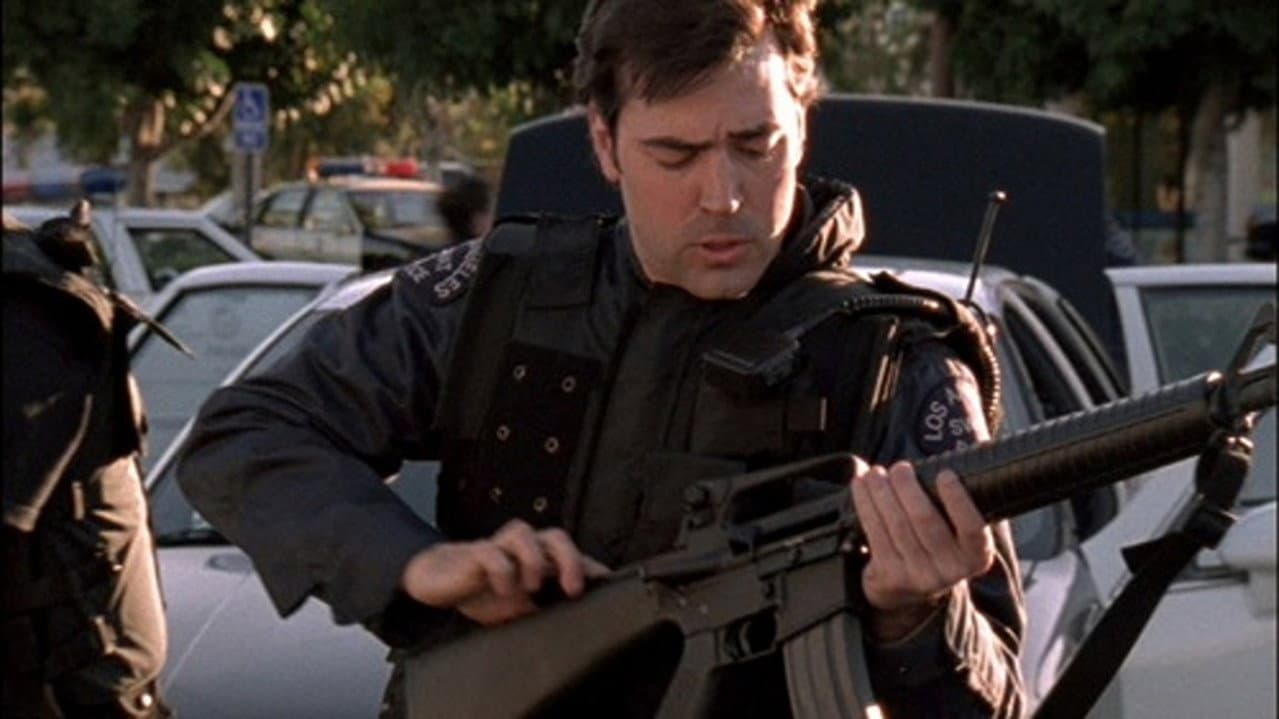 44 Minutes: The North Hollywood Shoot-Out still 6