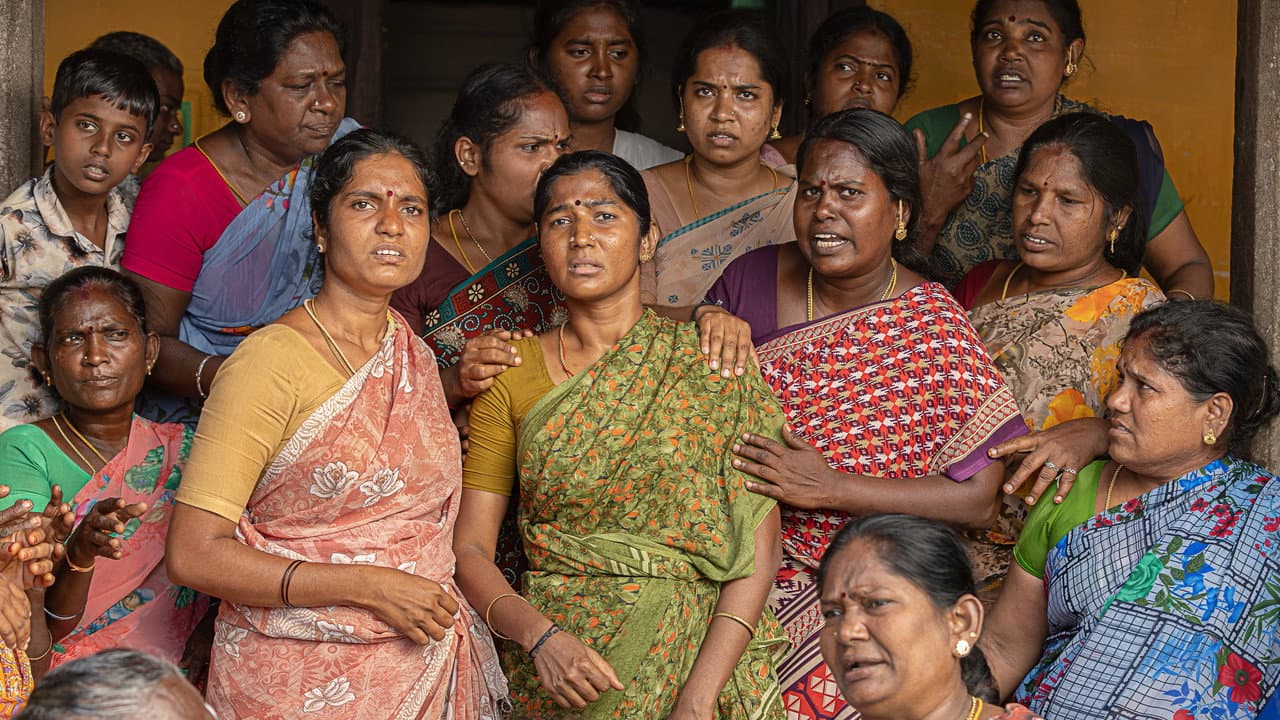 A Poignant Look at Aging: Thaai Kizhavi Review still 7