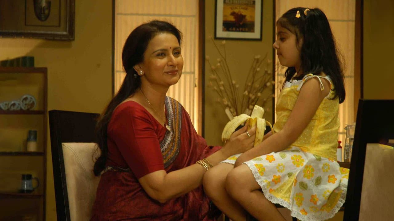 Yavarum Nalam Review: Chilling Horror & Mind Games still 8