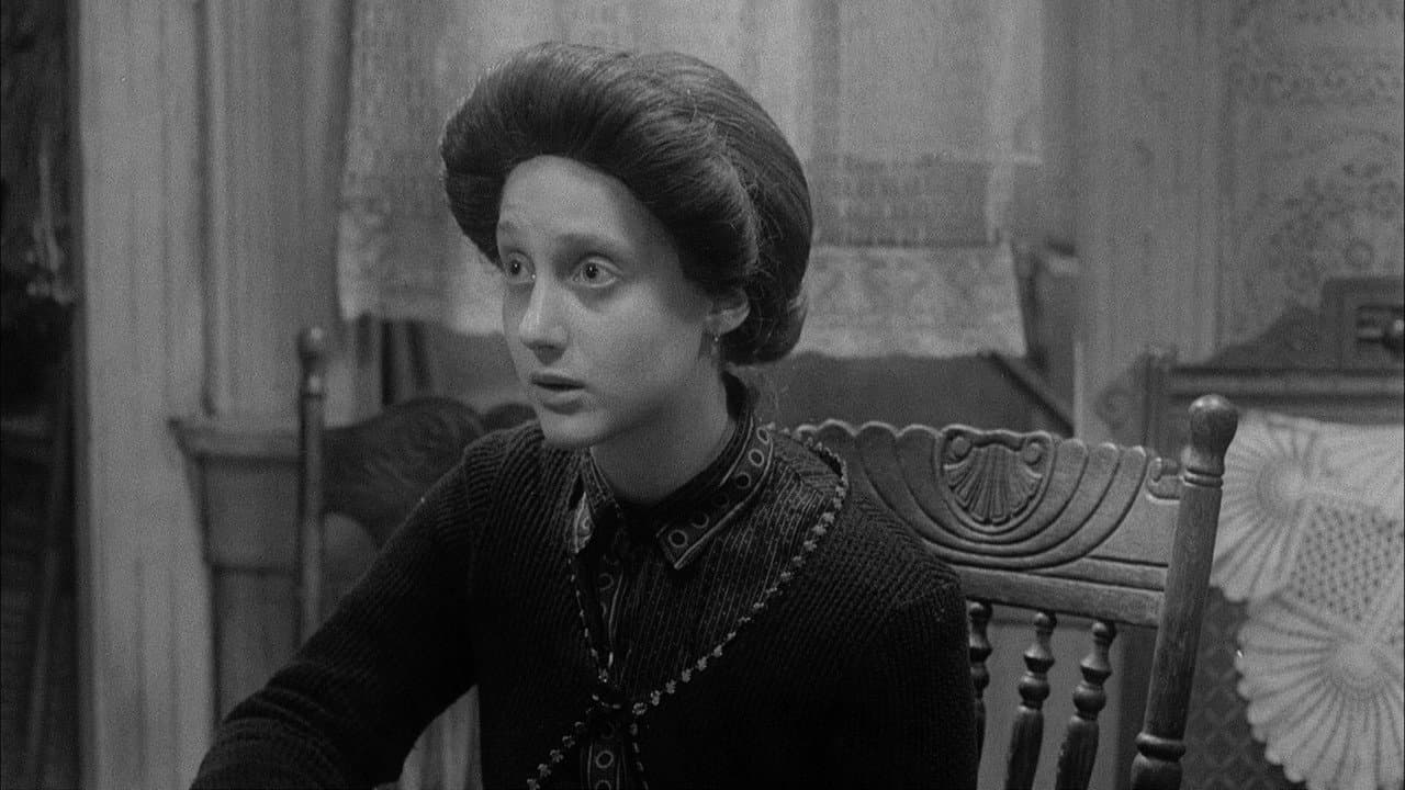 Hester Street still 2