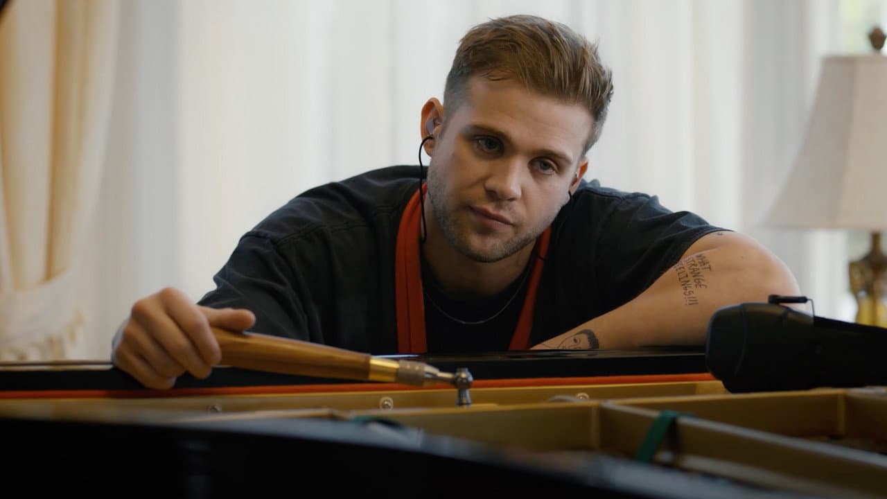 Tuner still 3