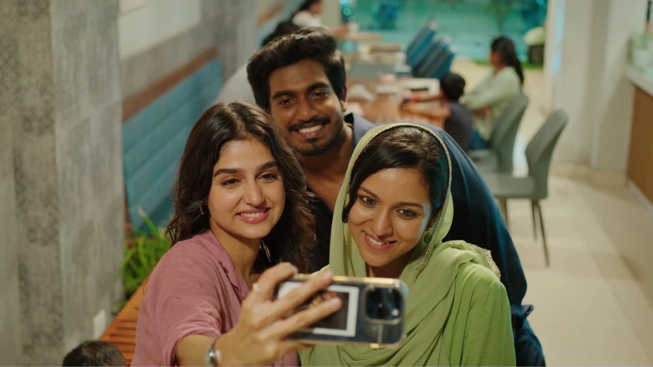 With Love Movie Review: A Charming Rom-Com Dive still 6