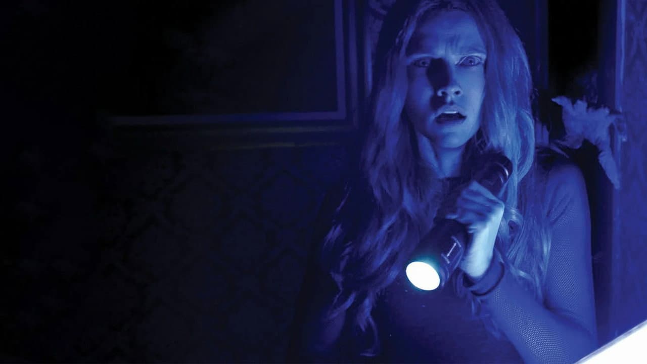 Lights Out still 6