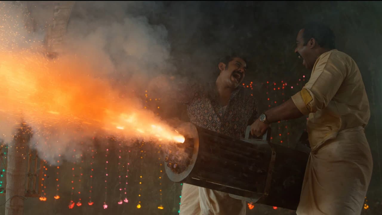 Dhoomakethu still 5