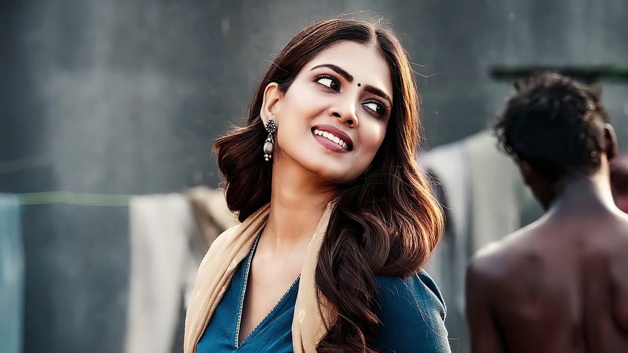 Master still 4
