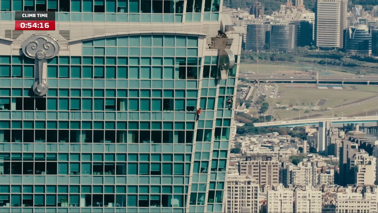 Skyscraper Live still 3