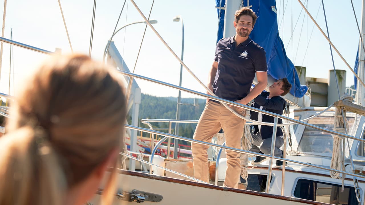 Sailing Into Love still 8