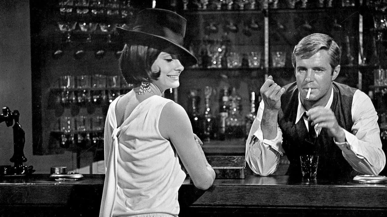 The Carpetbaggers still 5