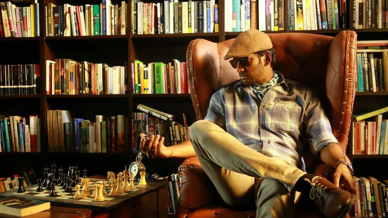 Thupparivaalan still 4