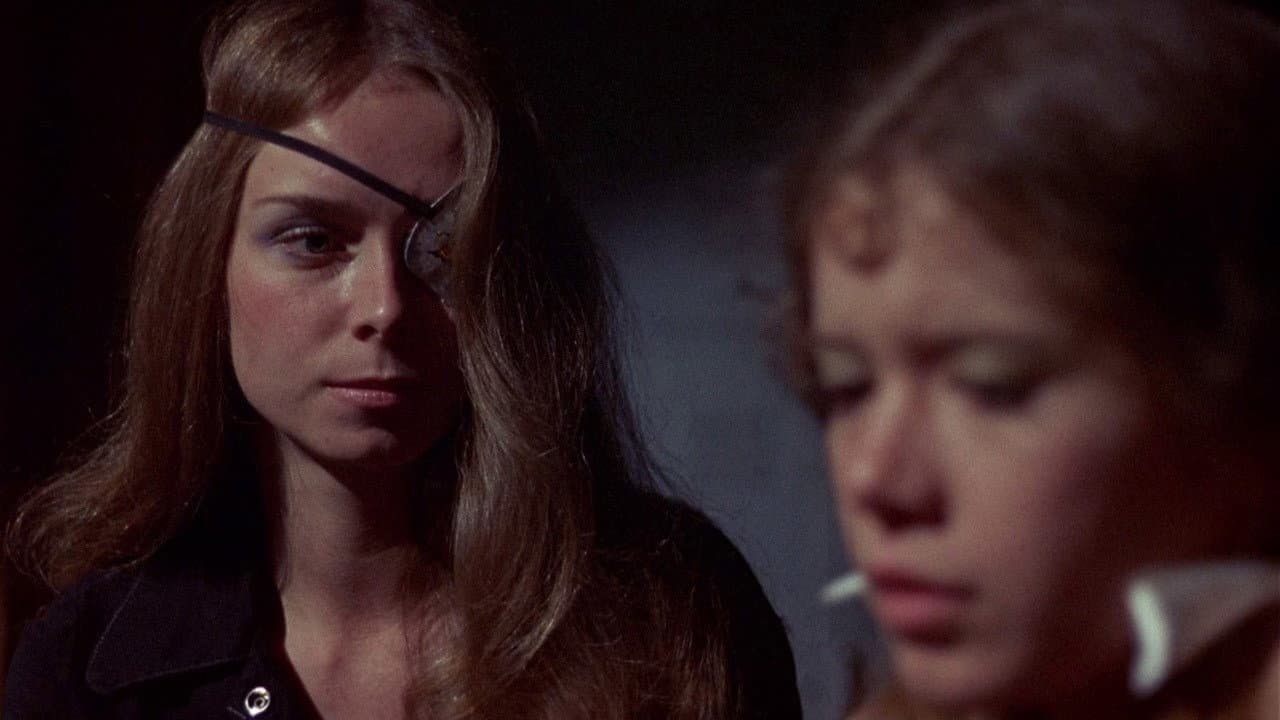 Switchblade Sisters still 4