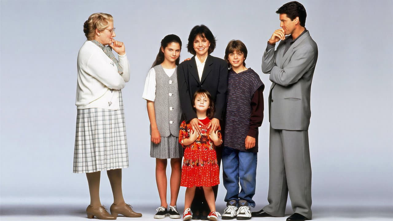 Mrs. Doubtfire still 6